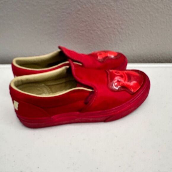 Vans x Haribo Kids Sneaker Size 3 Red Classic Slip-On Shoes Embossed Gummy Bear - Picture 8 of 10